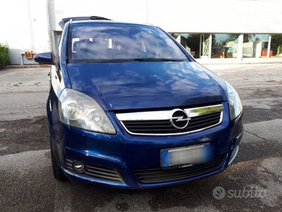 usata Opel Zafira Zafira1.9 cdti Cosmo 120cv