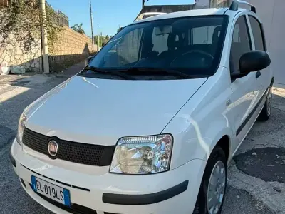 Usata Fiat Panda 69 CV (50 kW) 2012 Bianco Utilitaria