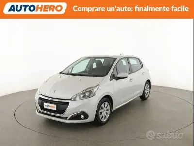 Begagnad Peugeot 208 Active 82 HK (60 kW) 2018 Vit Halvkombi