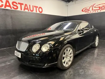 Usata Bentley Continental GT 559 CV (411 kW) 2004 Nero Coupé