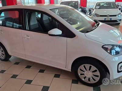 Usata VW up! Move 68 CV (50 kW) 2019 Bianco Utilitaria