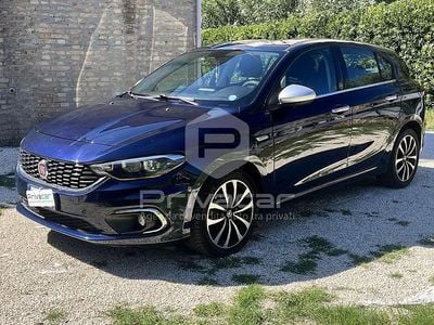Usata Fiat Tipo Lounge 120 CV (88 kW) 2018 Blu Utilitaria