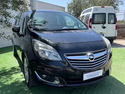 Usata Opel Meriva 110 CV (80 kW) 2016 Nero Monovolume