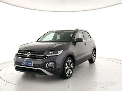 Usata VW T-Cross Advance 110 CV (80 kW) 2023 Smoky grey metallizzato SUV