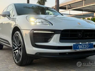 Usata Porsche Macan 381 CV (280 kW) 2022 Grigio SUV