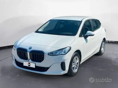 Usata BMW 218 Active Tourer Performance 136 CV (100 kW) 2022 Bianco Monovolume