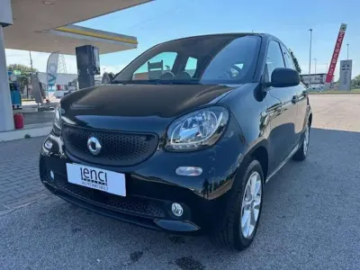 Usata Smart ForFour Passion 71 CV (52 kW) 2018 Nero Utilitaria