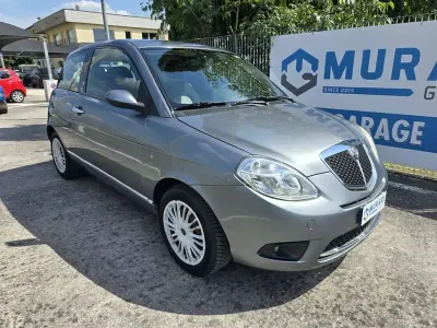 Usata Lancia Ypsilon 60 CV (44 kW) 2008 Grigio Utilitaria
