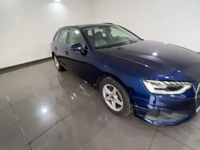 Käytetty Audi A4 Business 136 HP (100 kW) 2021 Sininen Farmari