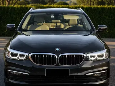 Usata BMW 520 Luxury Line 190 CV (139 kW) 2019 Nero Station wagon