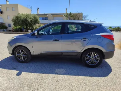 Gebraucht Hyundai ix35 115 PS (84 kW) 2013 Grau SUV