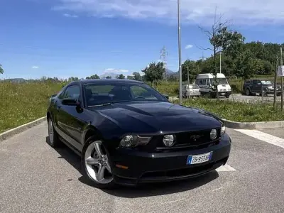 Usata Ford Mustang GT 320 CV (235 kW) 2011
