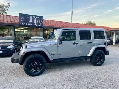 Usata Jeep Wrangler Sahara 200 CV (147 kW) 2015 Grigio SUV