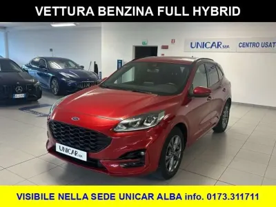 Usata Ford Kuga ST-Line 152 CV (111 kW) 2022 Lucid red SUV