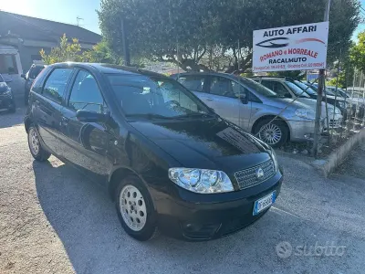 Usata Fiat Punto Dynamic 60 CV (44 kW) 2007 Nero Utilitaria