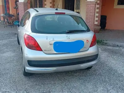 Usata Peugeot 207 111 CV (81 kW) 2007 Grigio Utilitaria