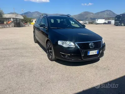 Usata VW Passat Highline 140 CV (102 kW) 2010 Nero Station wagon
