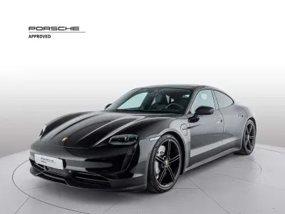 Usata Porsche Taycan Performance Package 139 kW (190 CV) 2023 Nero jet metallizzato Berlina