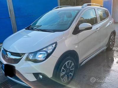 Usata Opel Karl Rocks 75 CV (55 kW) 2019 Utilitaria