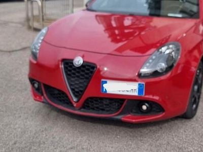 Usata Alfa Romeo Giulietta 170 CV (125 kW) 2019 Rosso Utilitaria
