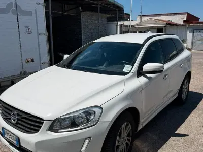 Usata Volvo XC60 190 CV (139 kW) 2015 Bianco SUV