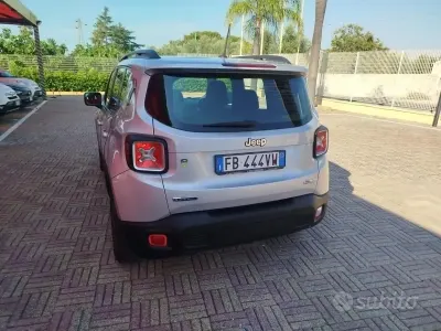 Usata Jeep Renegade Longitude 120 CV (88 kW) 2016 Grigio SUV