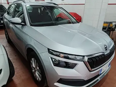 Usata Skoda Kamiq Ambition 110 CV (80 kW) 2022 Grigio SUV
