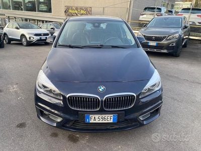 Begagnad BMW 216 Active Tourer Sport Line 116 HK (85 kW) 2015 Blå Minibuss