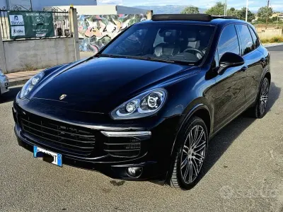 Usata Porsche Cayenne Platinum Edition 385 CV (283 kW) 2017 Nero SUV
