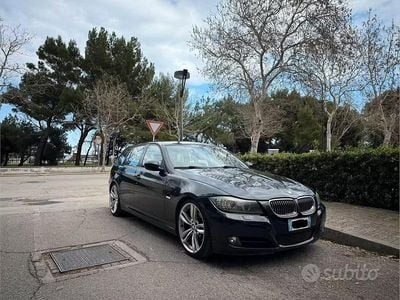 Usata BMW 318 2010 Nero Station wagon