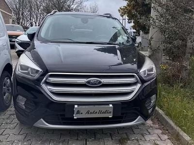 Usata Ford Kuga Titanium 150 CV (110 kW) 2018 Nero SUV