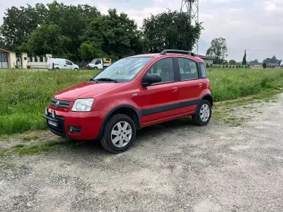 Usata Fiat Panda 4x4 60 CV (44 kW) 2006 Rosso Utilitaria