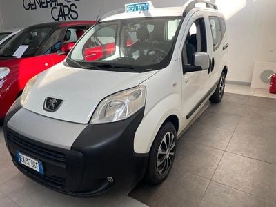 Usata Peugeot Bipper Family 75 CV (55 kW) 2012 Bianco Monovolume