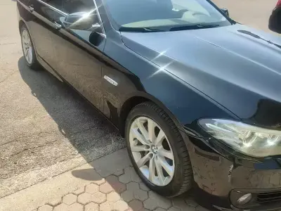 Begagnad BMW 525 Comfort Edition 313 HK (230 kW) 2016 Svart Kombi