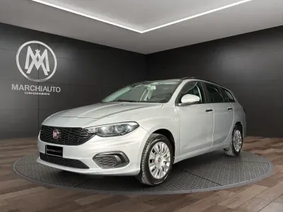 Usata Fiat Tipo Business 95 CV (69 kW) 2017 Blu metallizzato Station wagon