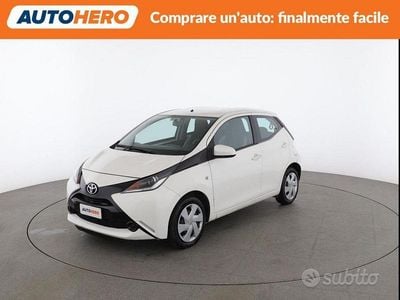 Usata Toyota Aygo X-play 70 CV (51 kW) 2016 Bianco Utilitaria