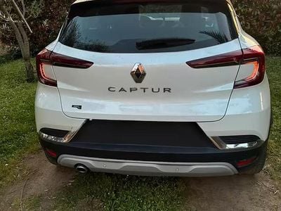 Usata Renault Captur 130 CV (95 kW) 2020 Bianco SUV