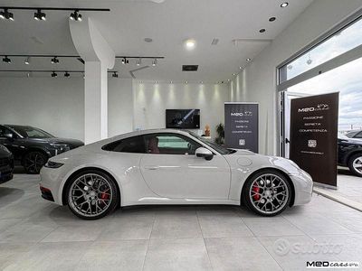 Usata Porsche 992 Chrono 450 CV (330 kW) 2024 Grigio Coupé