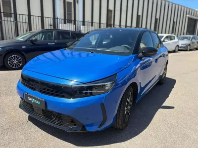 Usata Opel Corsa S 101 CV (74 kW) 2025 Blu/azzurro Utilitaria