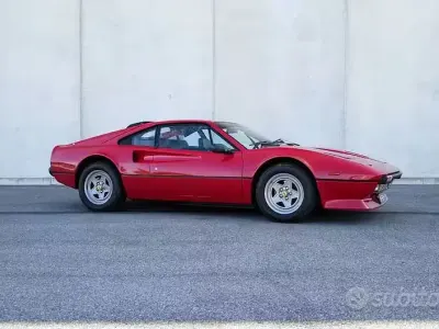 Usata Ferrari 208 1983 Rosso Coupé