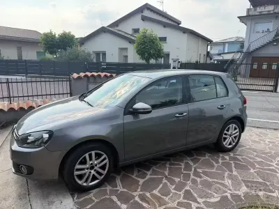 Usata VW Golf VI Highline 110 CV (80 kW) 2009 Grigio Utilitaria