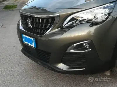 Usata Peugeot 3008 120 CV (88 kW) 2017 Grigio SUV