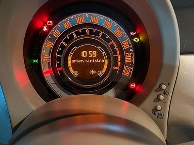 Usata Fiat 500 Lounge 100 CV (73 kW) 2009 Bianco Utilitaria