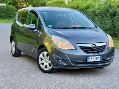 Occasion Opel Meriva 101 PK (74 kW) 2012 Beige MPV