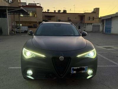 Usata Alfa Romeo Stelvio Executive 210 CV (154 kW) 2019 Nero SUV