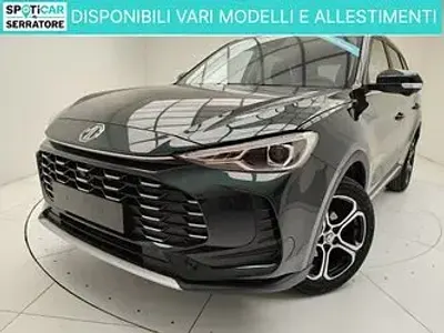 Nuova MG ZS 116 CV (85 kW) 2025 Verde SUV