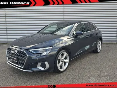 Gebraucht Audi A3 Advanced 116 PS (85 kW) 2022 Grau Limousine