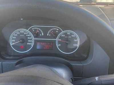 Usata Fiat Strada 95 CV (69 kW) 2015 Bianco Pick-up