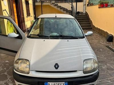 Renault Clio II