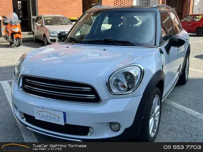 Usata Mini Cooper D Countryman Business 111 CV (81 kW) 2017 Bianco SUV